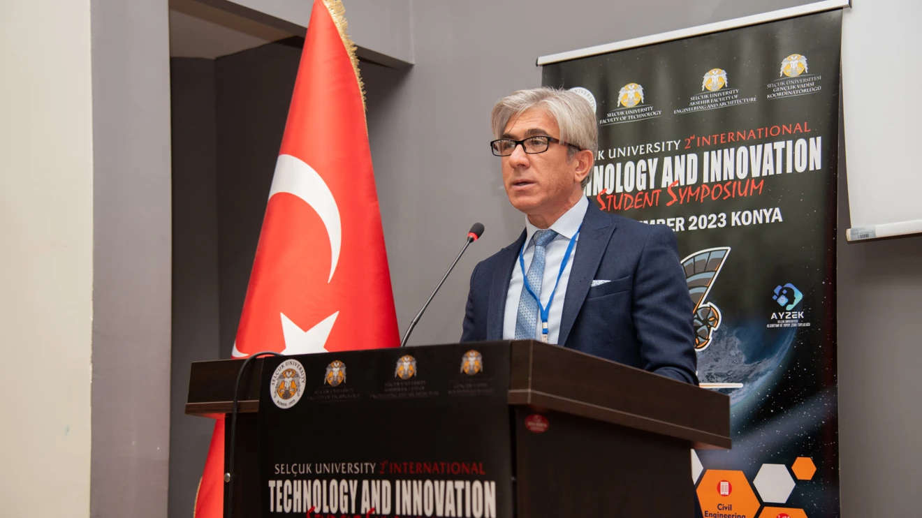 Selçuk Üniversitesinde Teknoloji ve İnovasyon Sempozyumu düzenlendi